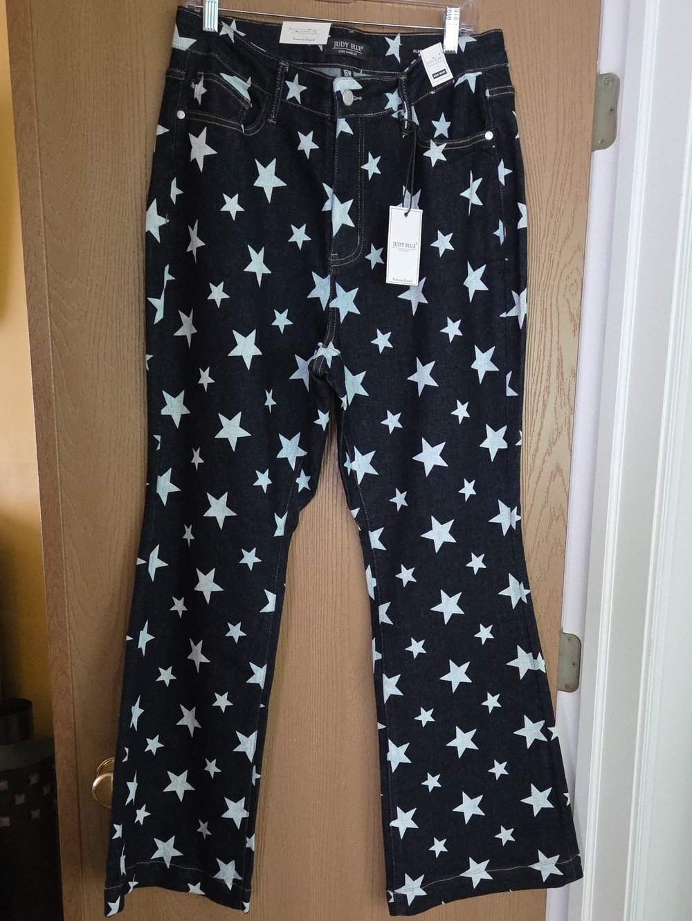 Judy Blue Black Flare Jeans with White Star Print, NWT size 16w
